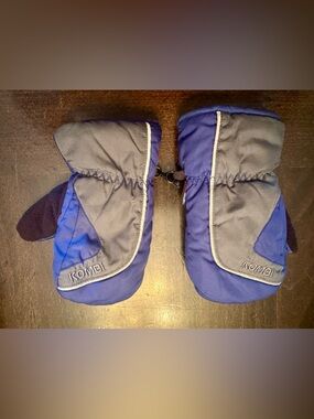 KOMBI Kids Blue and Gray Mittens